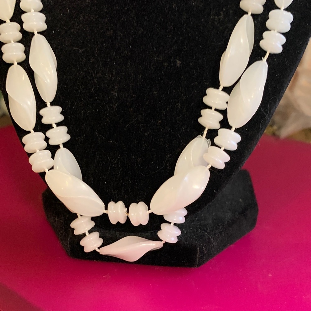 Chic White Beaded Necklace